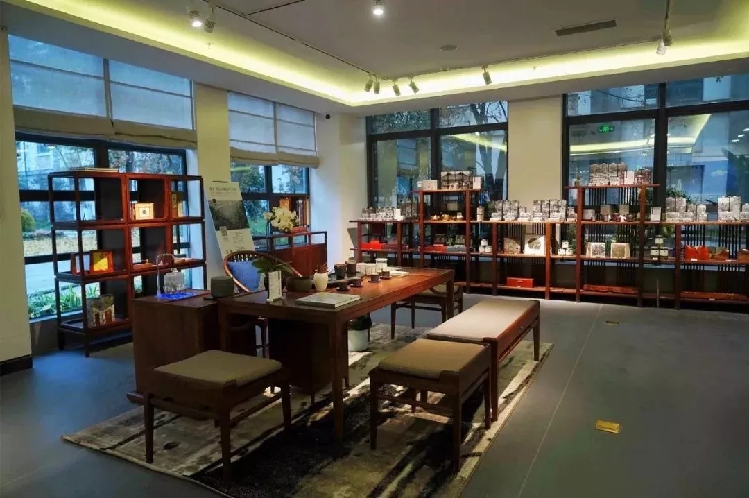 3.webp.jpg 3.webp.jpg